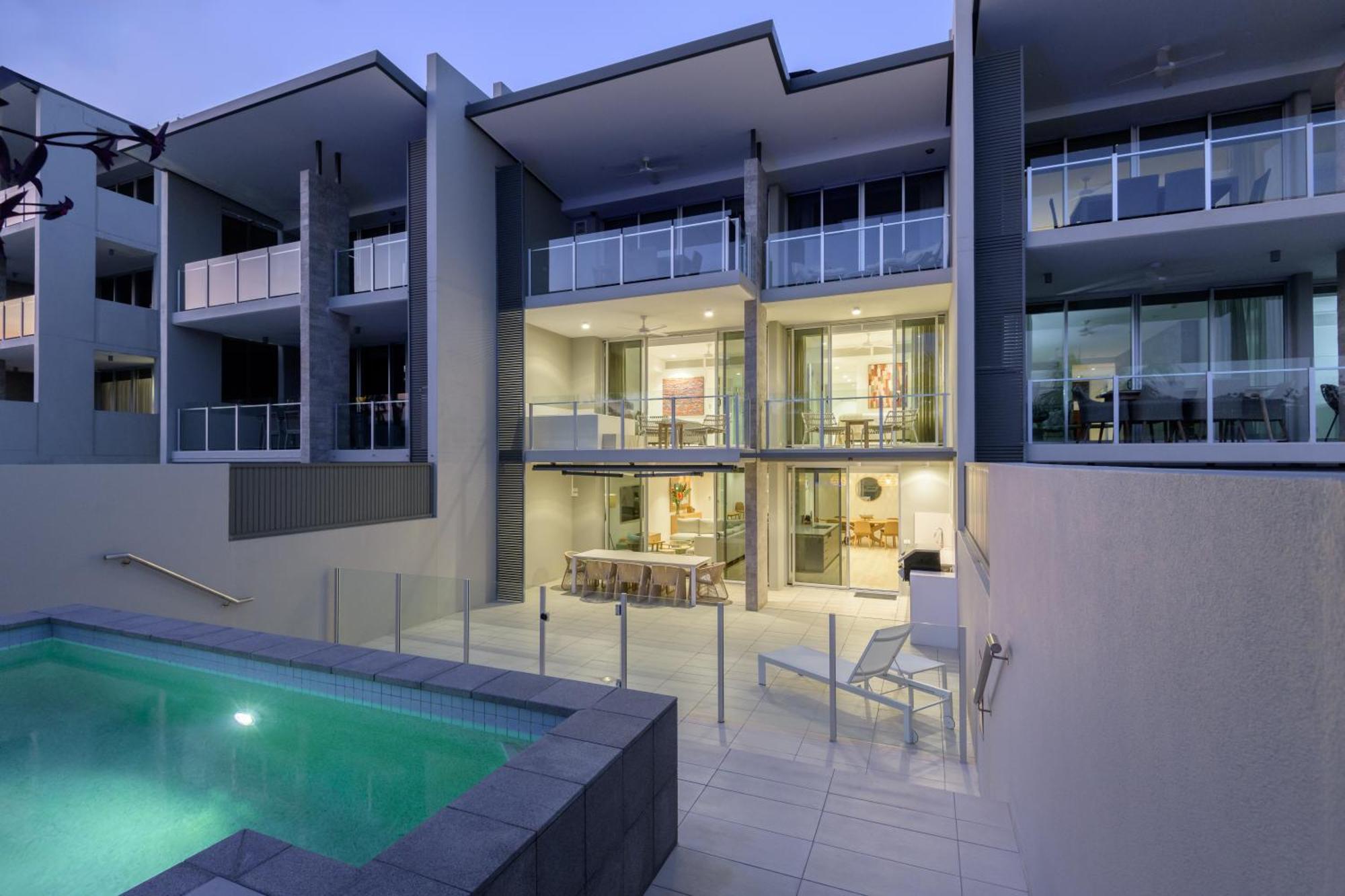 Апарт отель Coconut Grove Порт Дуглас Экстерьер фото